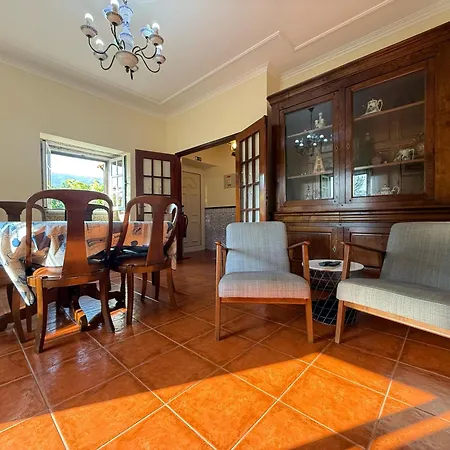 Casa Dos Patricios * Терраш-ди-Бору